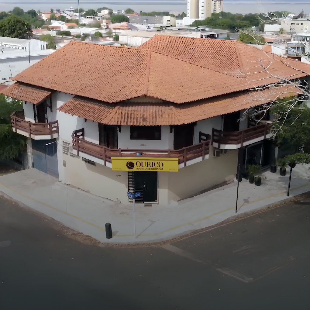 Fachada do Centro Ouriço